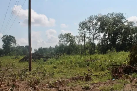 Laurinburg Road Highway S Raeford NC 28376