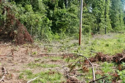 Laurinburg Road Highway S Raeford NC 28376