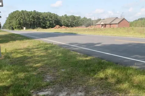 Laurinburg Road Highway S Raeford NC 28376
