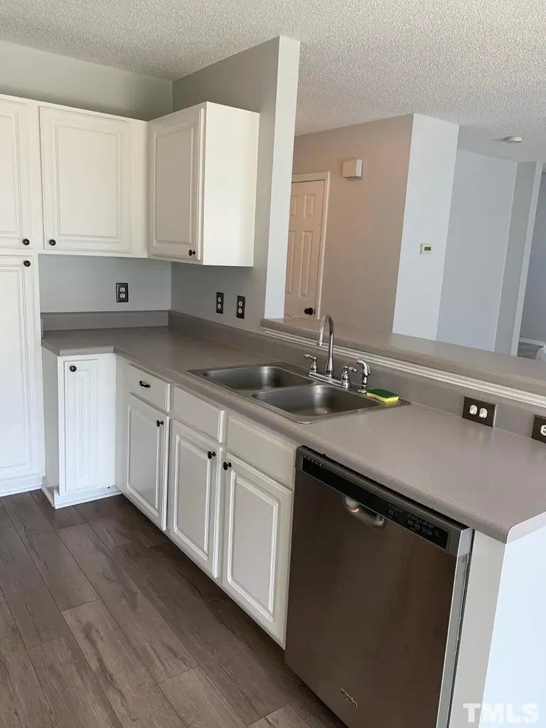 6120 Saybrook Drive Raleigh NC 27604