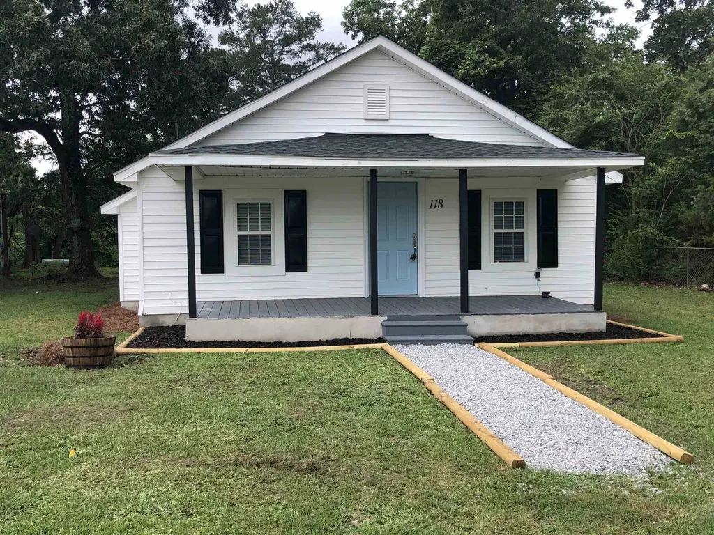 118 Antioch Church Road Dunn NC 28334