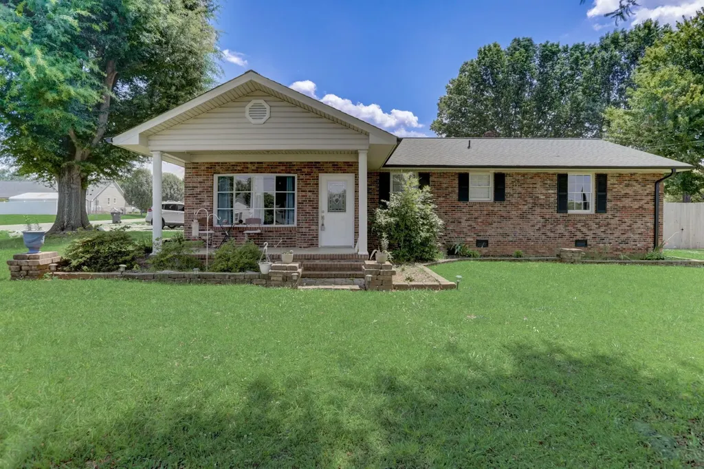 635 Keck Road Haw River NC 27258