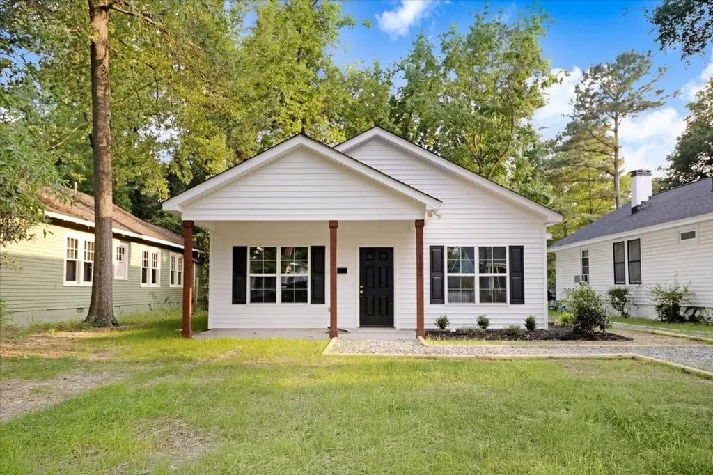 905 W Anderson Street Selma NC 27576