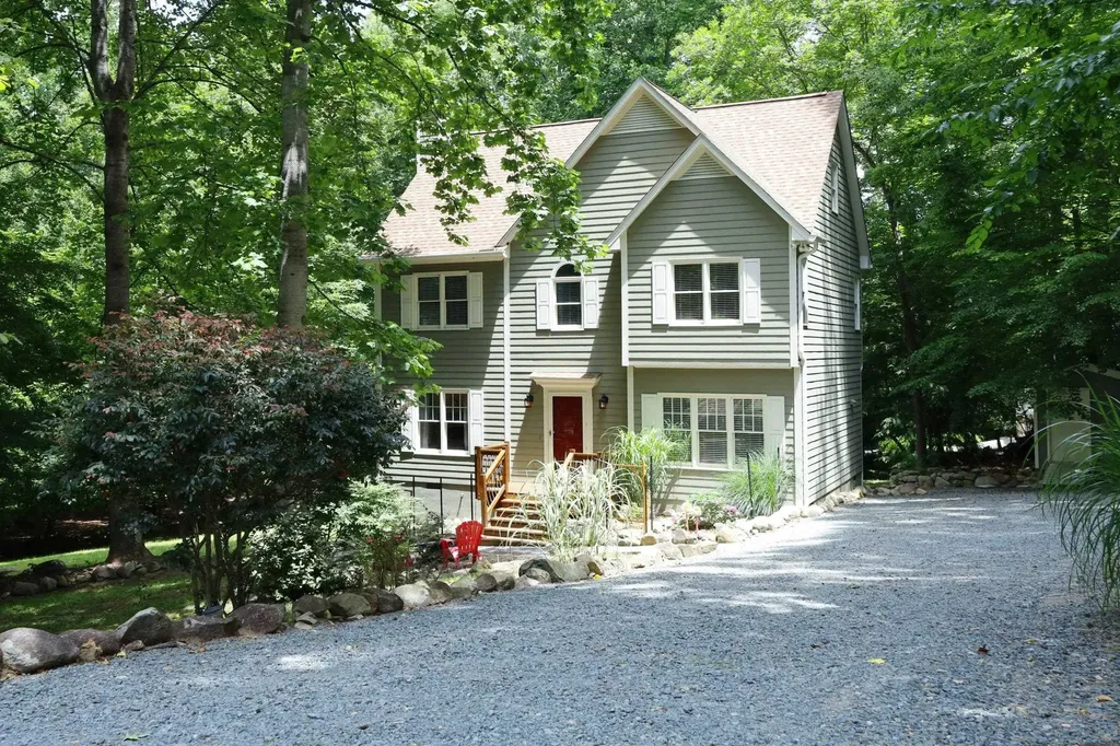 106 Greenbriar Court Chapel Hill NC 27516