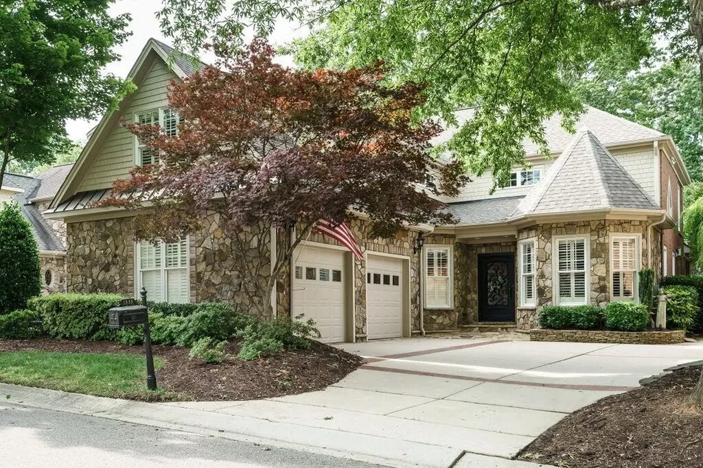 1833 Torrington Street Raleigh NC 27615