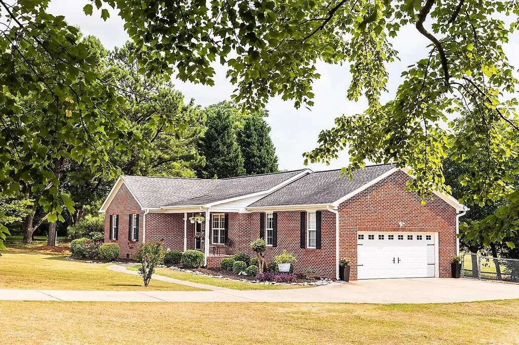 9036 Christian Light Road Fuquay Varina NC 27526