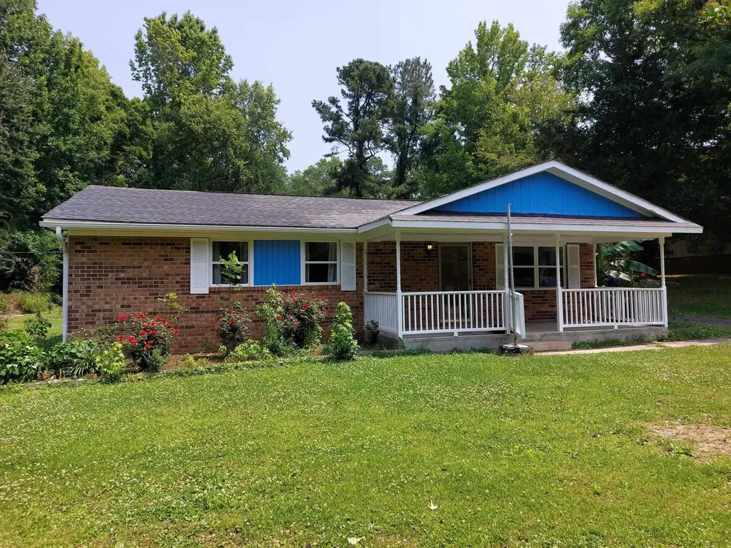 705 Shannon Drive Chapel Hill NC 27516