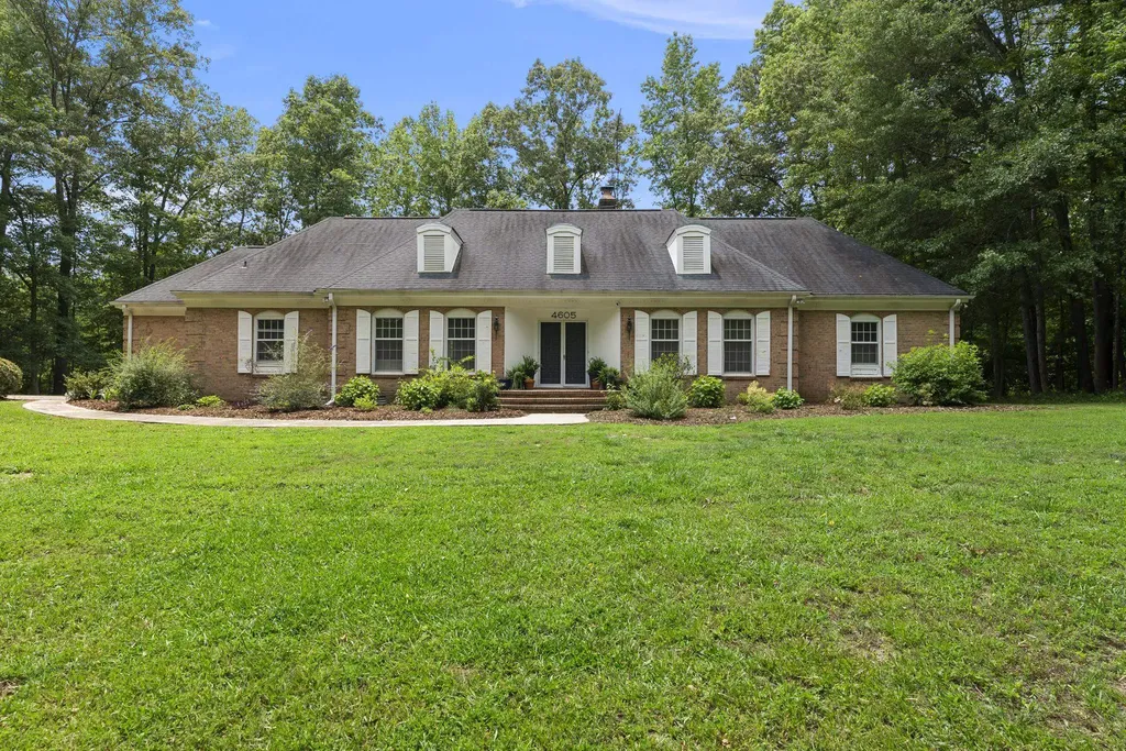 4605 Westminster Drive Raleigh NC 27604