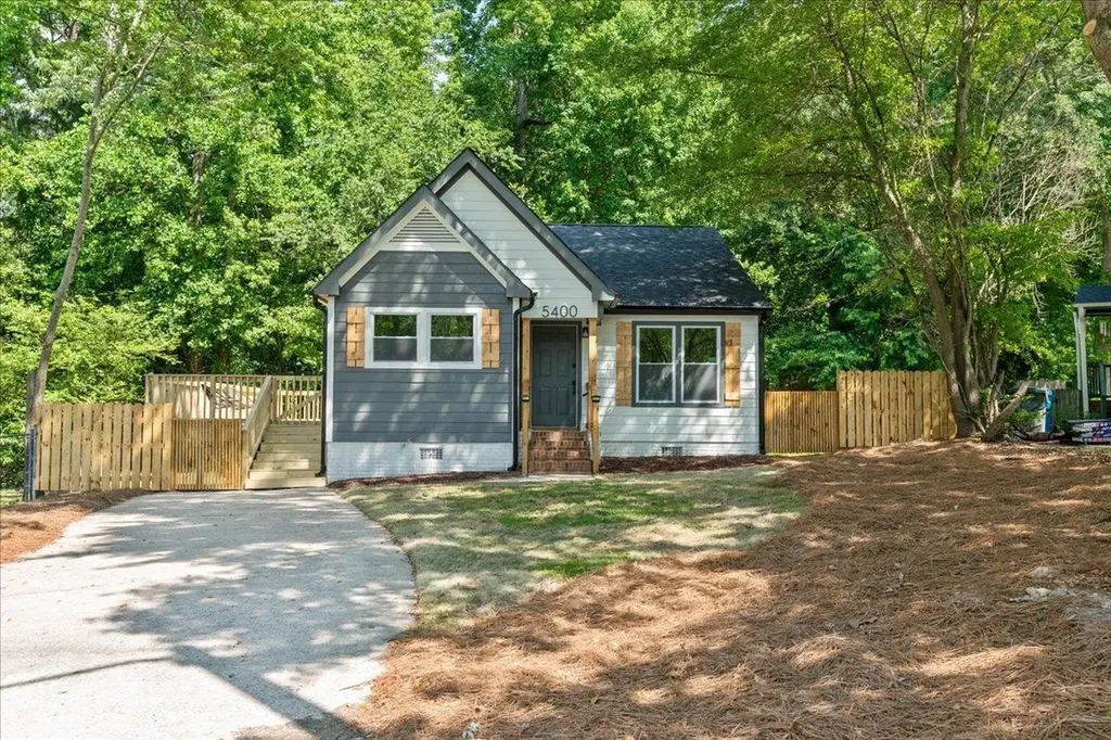 5400 Wine Court Raleigh NC 27610