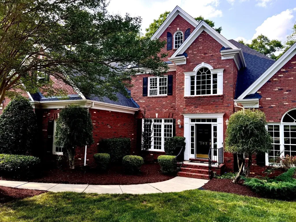 105 Grattan Court Morrisville NC 27560