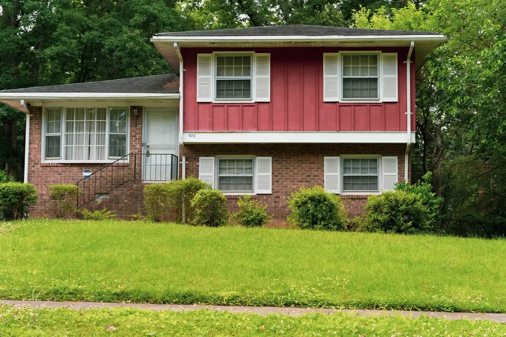 1312 Wrentree Circle Raleigh NC 27610