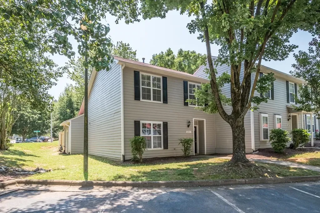 2821 Crestscene Trail Raleigh NC 27603