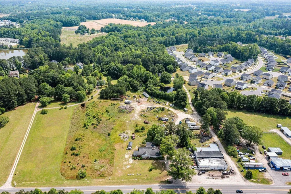 2008 Zebulon Road Zebulon NC 27597