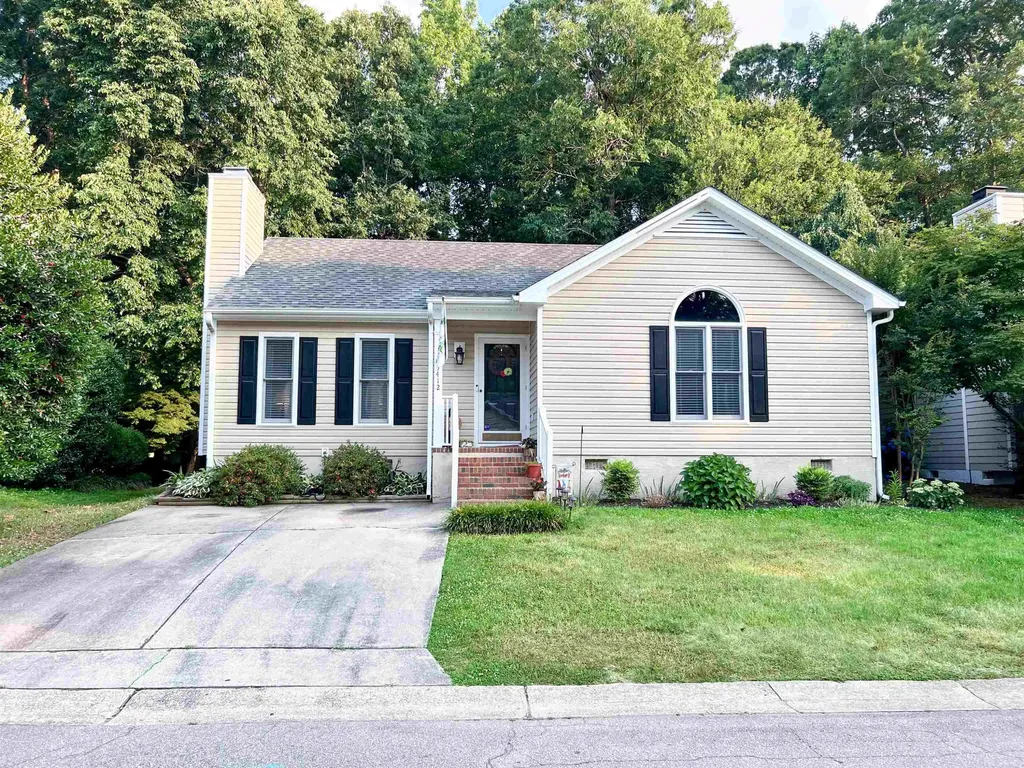 5412 Royal Troon Drive Raleigh NC 27604