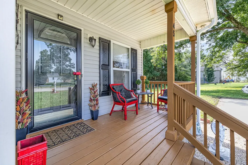 45 Strawberry Hill Lane Fuquay Varina NC 27526