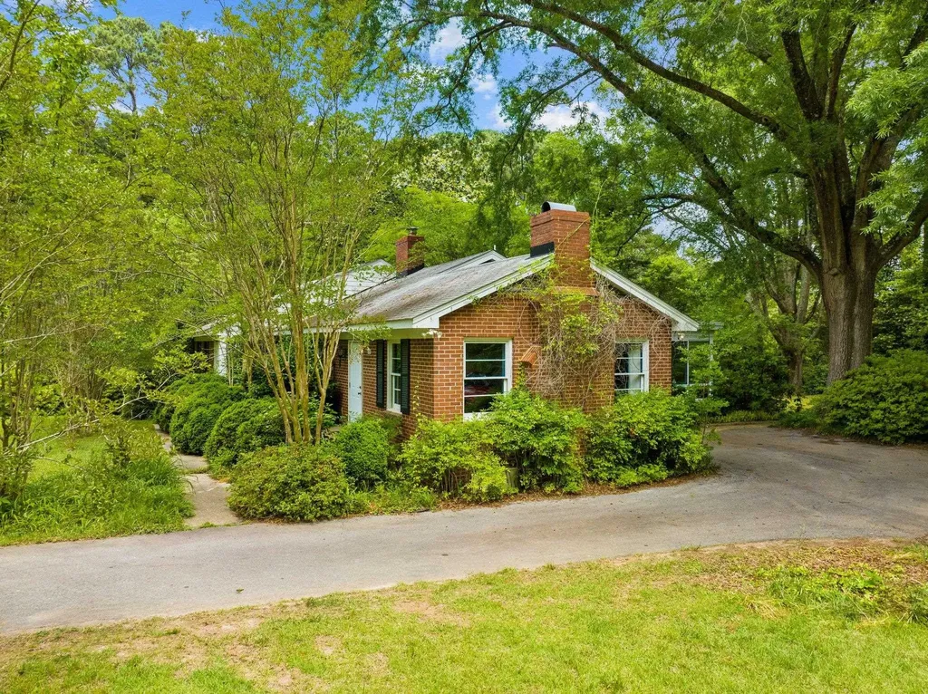 1507 Trailwood Drive Raleigh NC 27606