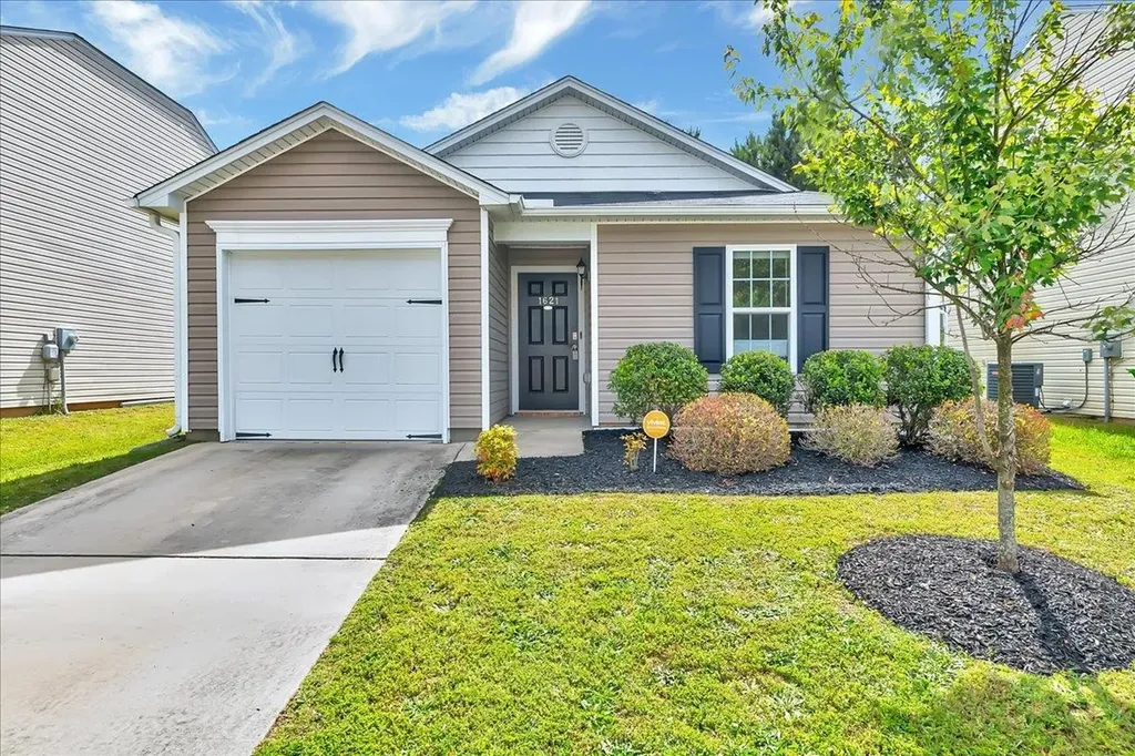 1621 Brownairs Lane Raleigh NC 27610