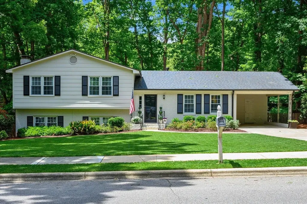 7509 Harps Mill Road Raleigh NC 27615