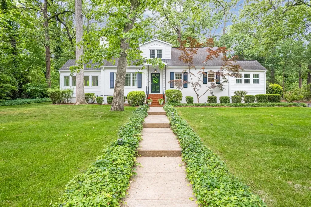 43 Oakwood Drive Chapel Hill NC 27517