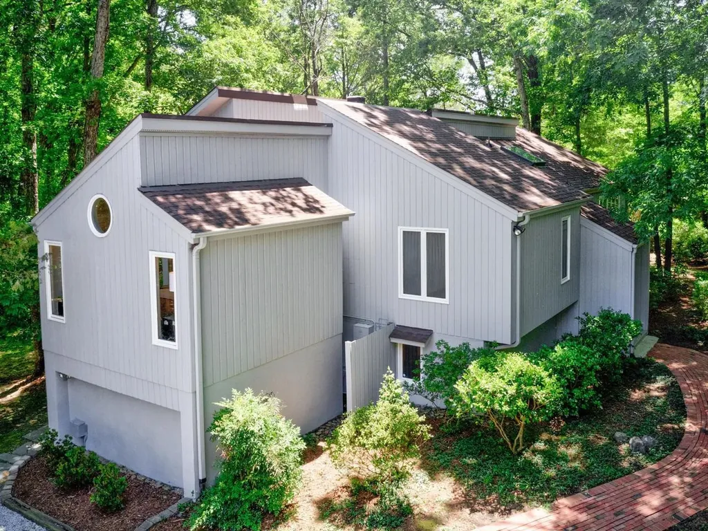 1521 Arboretum Drive Chapel Hill NC 27517