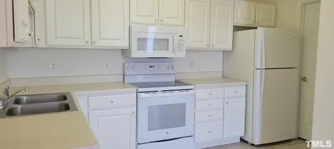 2511-301 Friedland Place Raleigh NC 27617