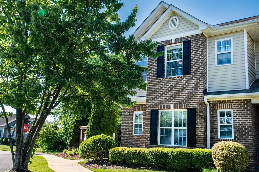 390 E Willhaven Drive Fuquay Varina NC 27526