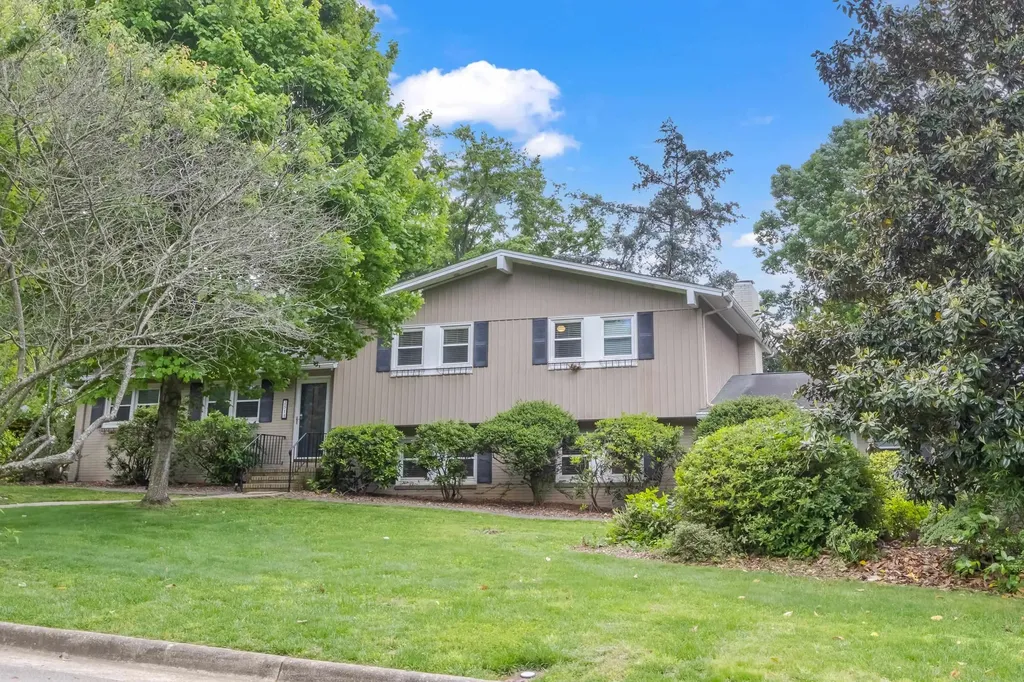 2514 Catalina Court Raleigh NC 27607