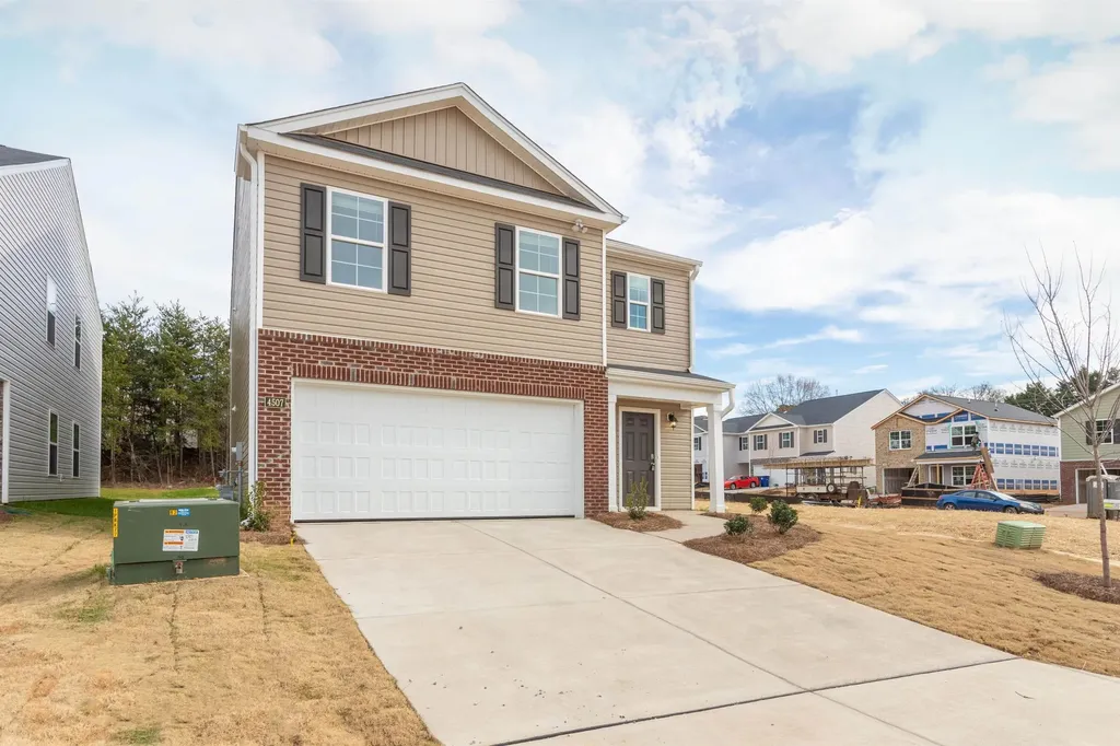2511 Lily Drive Haw River NC 27258