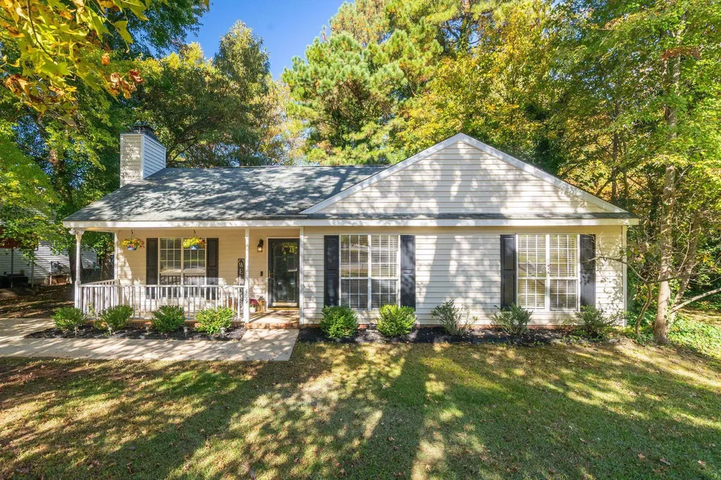 409 Indian Hill Road Holly Springs NC 27540
