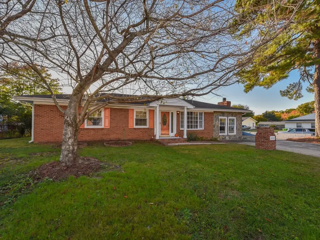 3200 Snowberry Drive Raleigh NC 27610