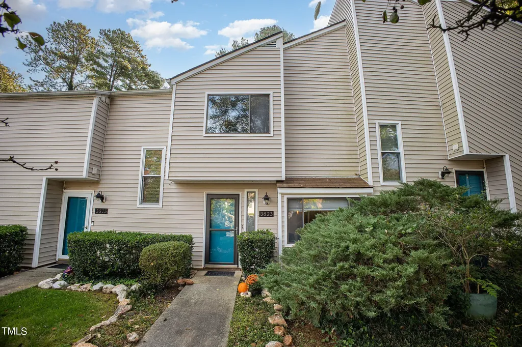 3823 Summerwood Court Raleigh NC 27613