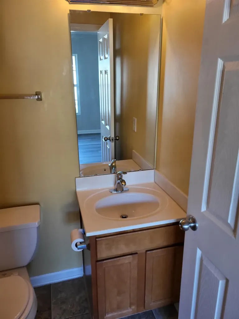 1606 Oxleymare Drive Raleigh NC 27610
