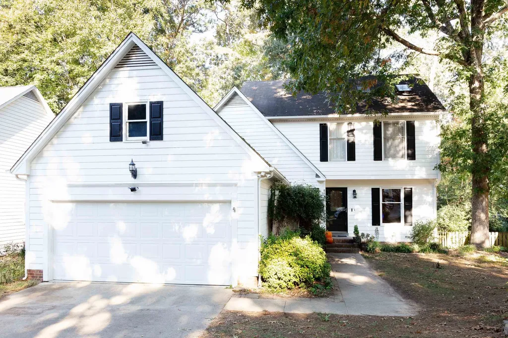 8613 Carolingian Court Raleigh NC 27615
