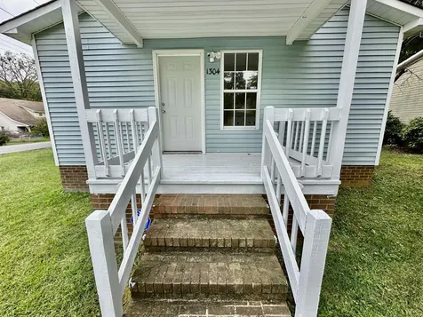 1304 Queen Ann Street Burlington NC 27217