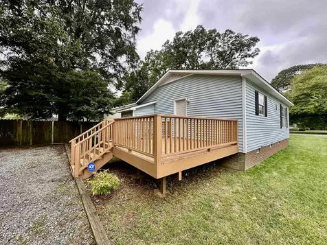 1304 Queen Ann Street Burlington NC 27217