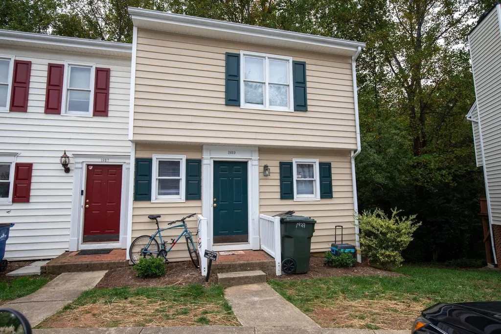 1929 Trexler Court Raleigh NC 27606