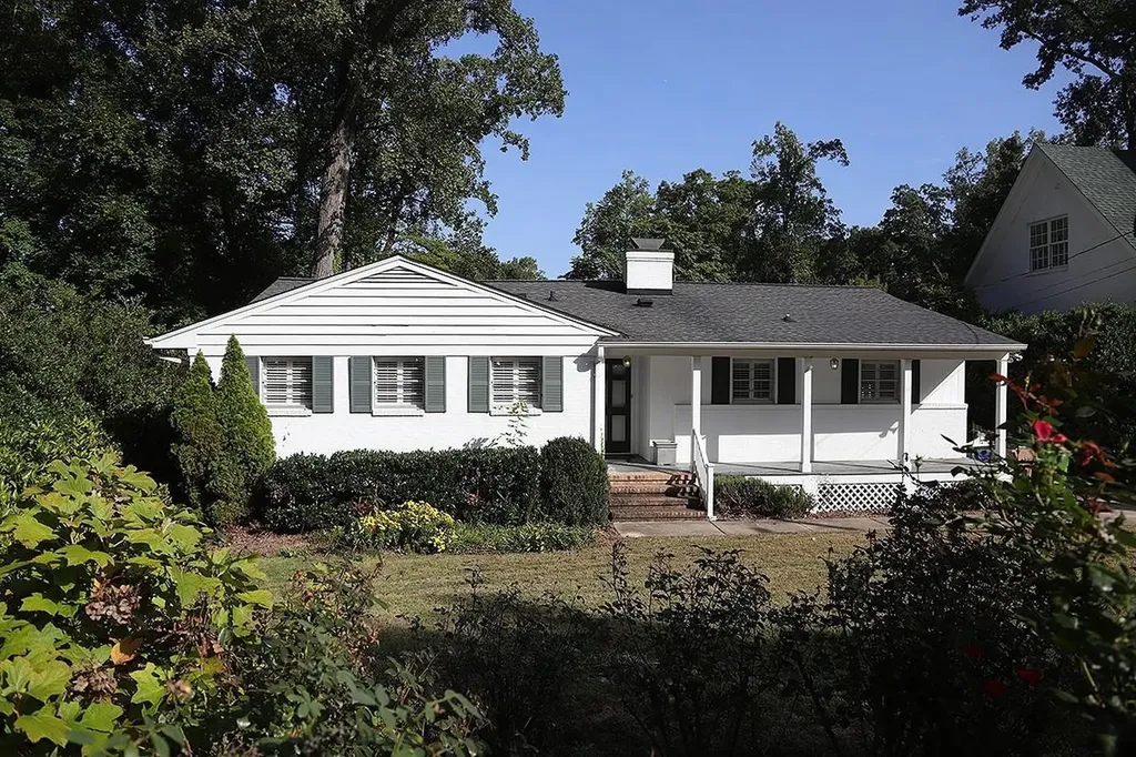 2631 Lakeview Drive Raleigh NC 27609
