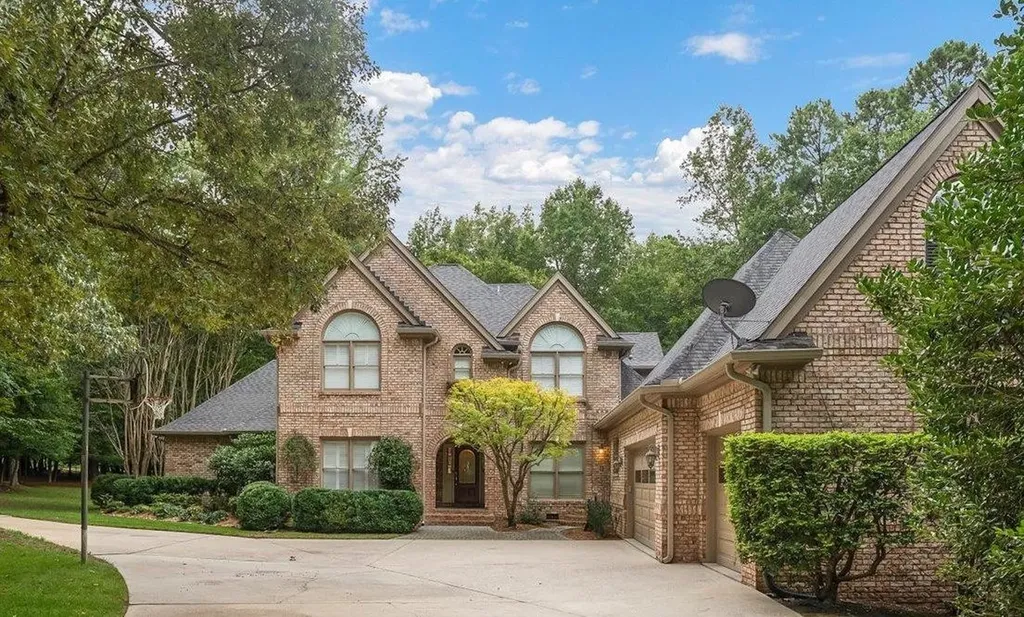 1217 Kings Grant Drive Raleigh NC 27614