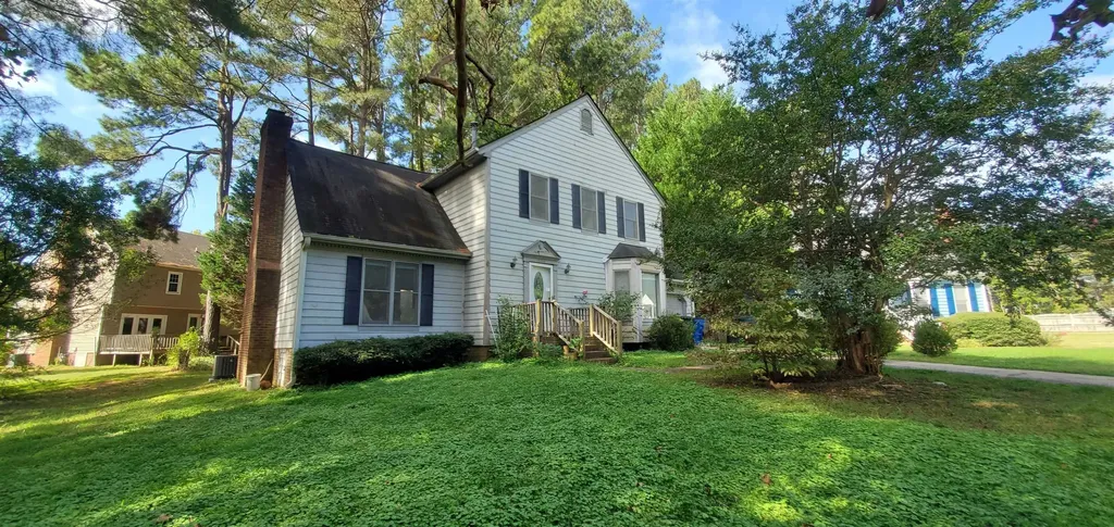 6104 River Meadow Court Raleigh NC 27604
