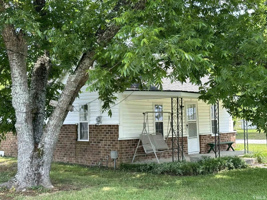 265 Iris Bryant Road Erwin NC 28339
