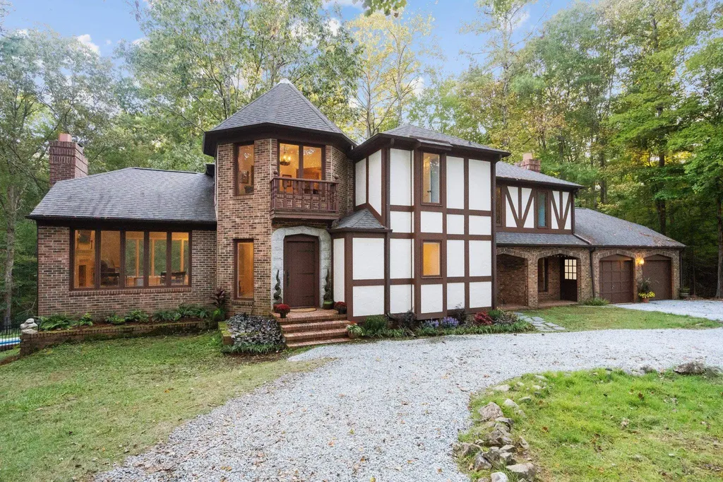 102 Wild Turkey Trail Chapel Hill NC 27516