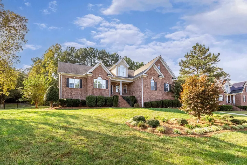 83 Tayside Street Clayton NC 27520