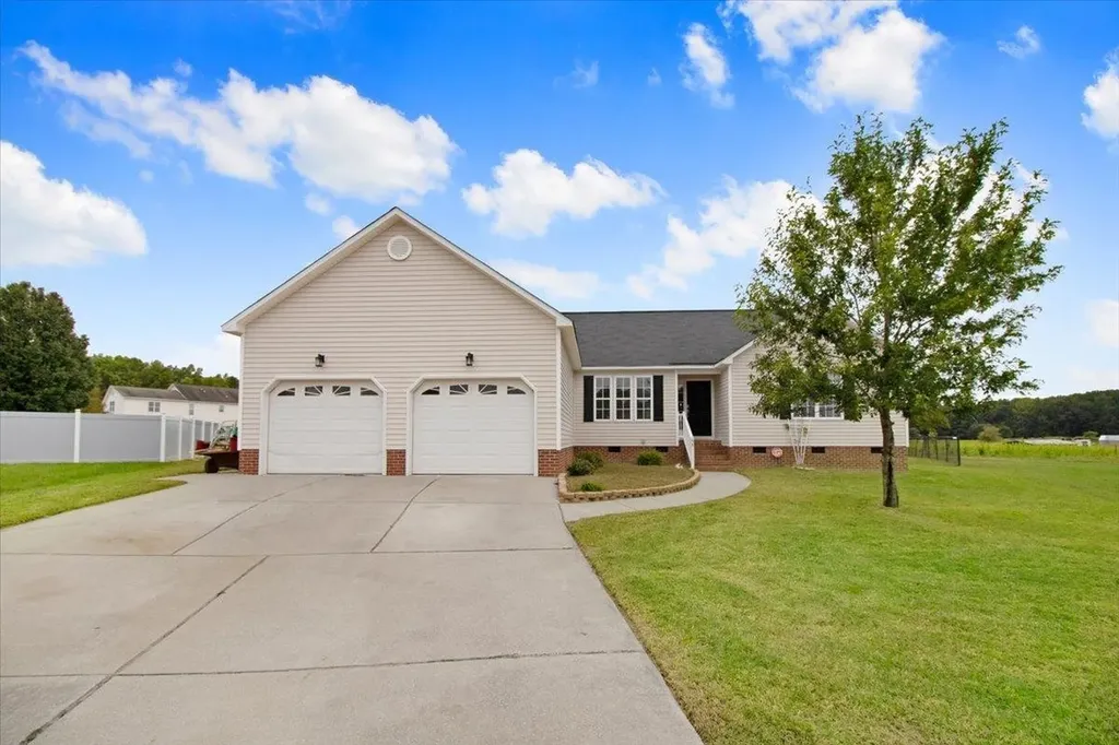 69 Trellis Court Clayton NC 27520