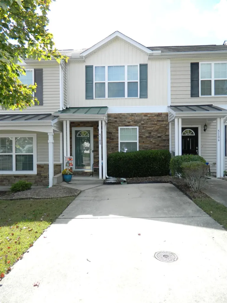 5108 Thornton Knoll Way Raleigh NC 27616