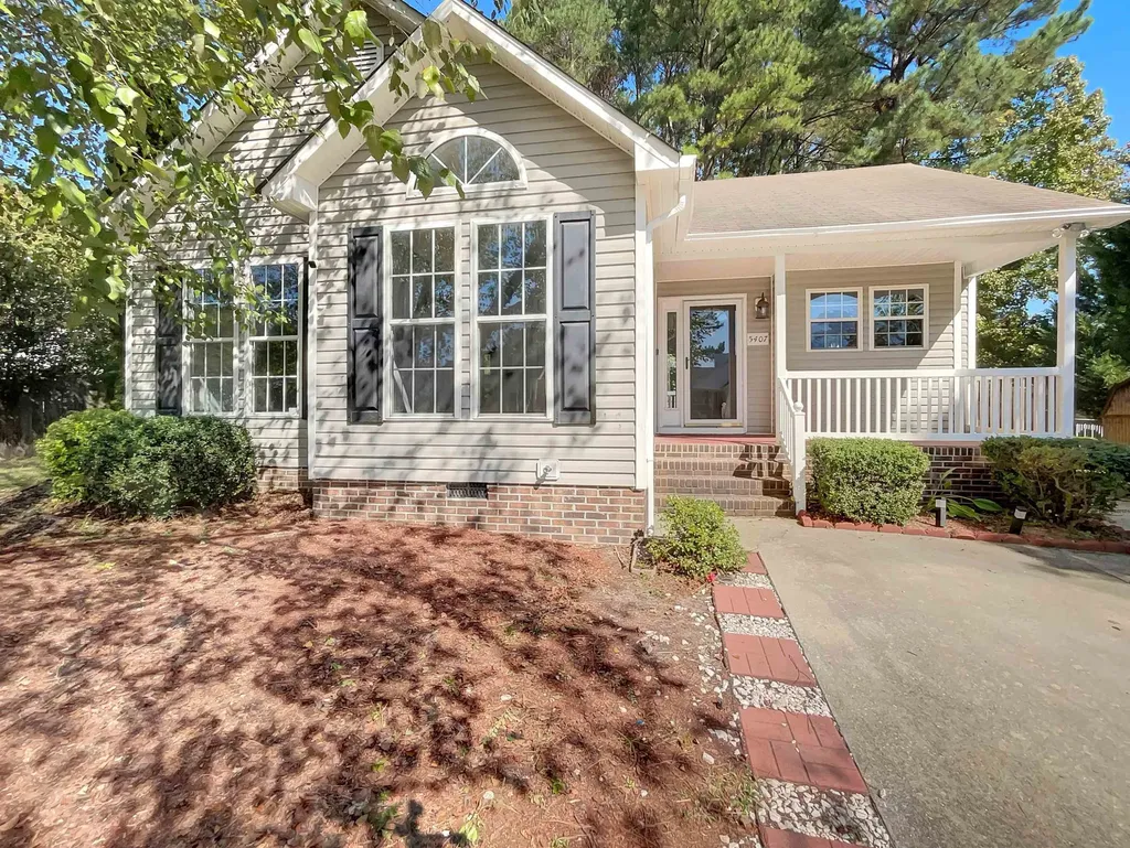 5407 Drum Inlet Place Raleigh NC 27610
