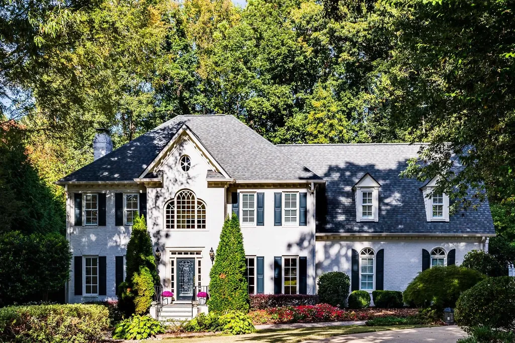 7233 Manor Oaks Drive Raleigh NC 27615