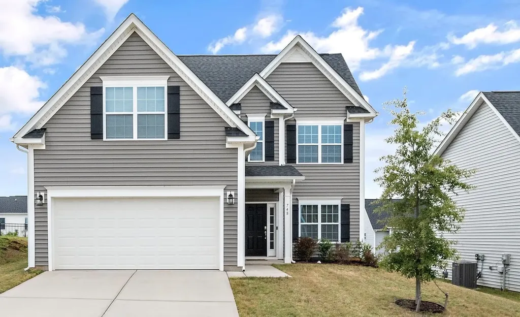 748 Lakemont Drive Clayton NC 27520