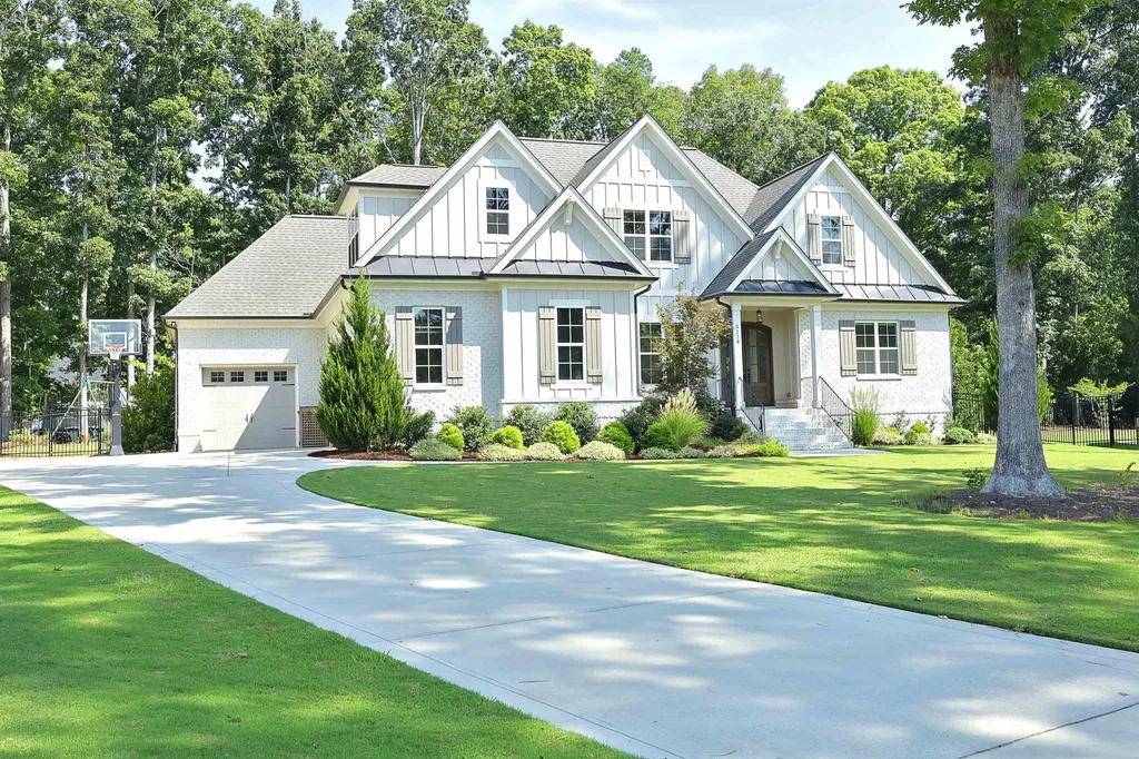 5228 Milner Drive Raleigh NC 27606