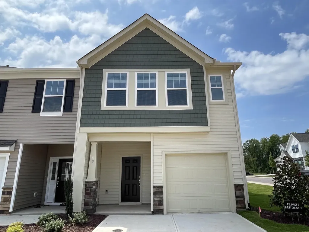 10 Clear Bead Court Clayton NC 27527