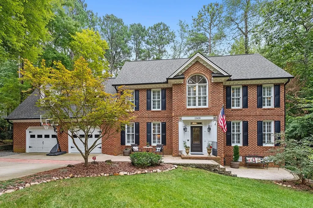 12428 Whartons Way Raleigh NC 27613